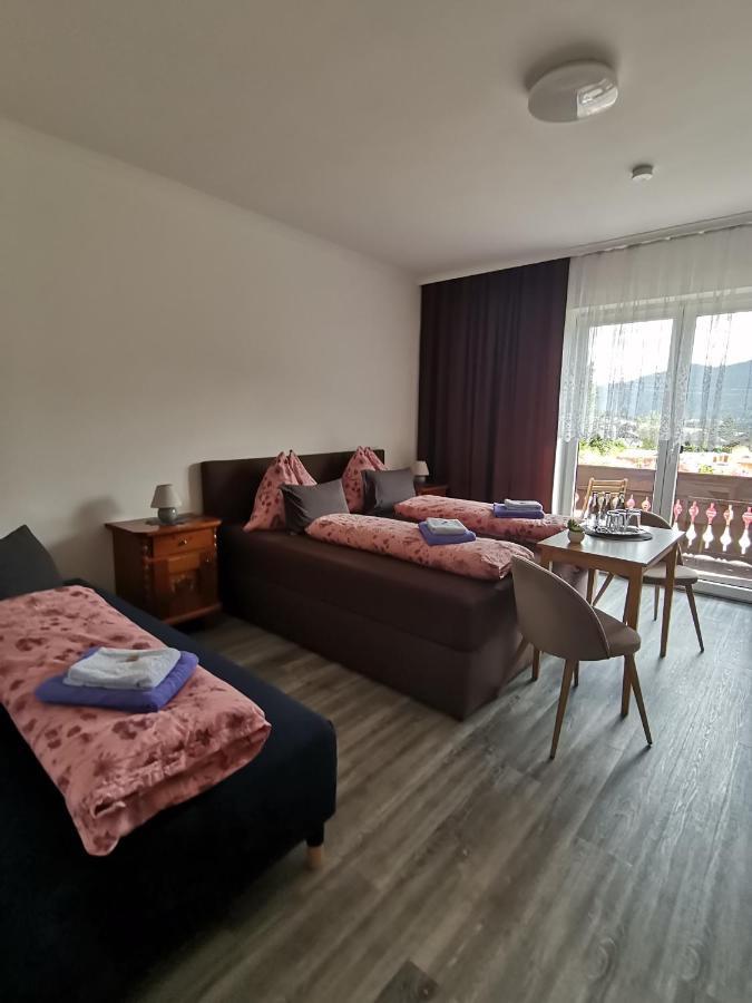 Oberort Haus Bergblick Fruehstueckspension מראה חיצוני תמונה